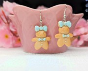 Kolczyki handmade pani ciasteczko miętowa z gliny polimerowej, pastelowa biżuteria ze stali chirurgicznej
