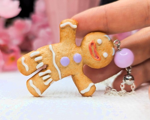 Naszyjnik handmade ciasteczka ze Shreka z gliny polimerowej, słodka biżuteria kawaii ze stali chirurgicznej