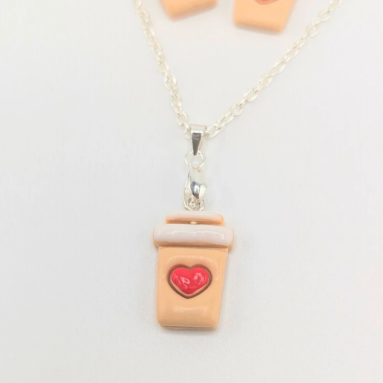 Elegancki zestaw biżuterii handmade Caffe Latte Love z motywem kawy, kolczyki i naszyjnik z gliny polimerowej ze stali chirurgicznej